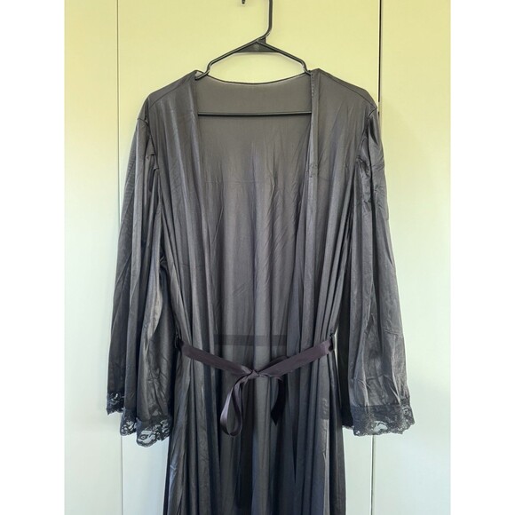 Vintage XL Gothic Black Sheer Silky Nylon Dressing Robe Lace Trim Kimono Sleeves - Picture 9 of 10